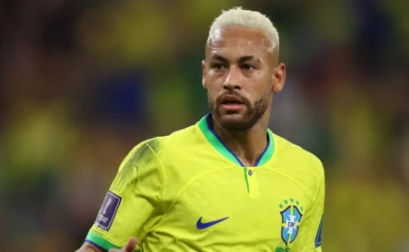 Neymar de volta a Seleção Brasileira sob o comando de Carlo Ancelotti gera debate entre a torcida