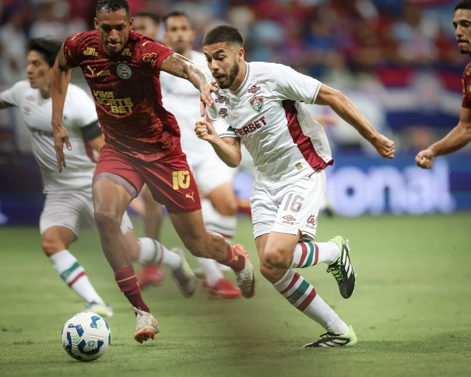 Nonato lamenta resultado do Fluminense: "O empate deixa um gosto amargo"