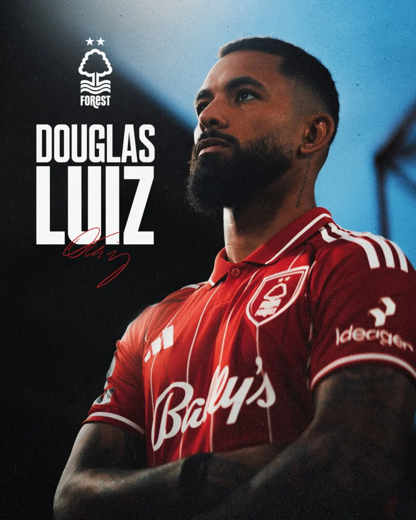Nottingham Forest anuncia a contratação de Douglas Luiz, ex-atleta do Vasco