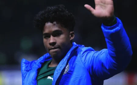 O Palmeiras acredita ter encontrado 'novos' Endrick e Estêvão na base e investirá em suas promessas.