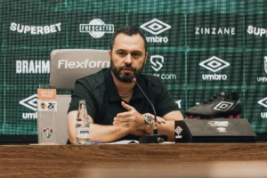 Presidente do Fluminense diz que equipe não deve fechar mais reforços na janela: "A princípio, a gente fechou"