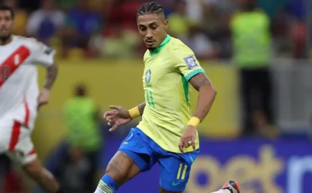 Raphinha assume protagonismo e se torna principal jogador da Seleção Brasileira diante do Chile