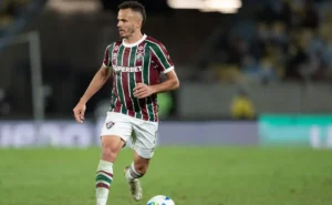 Renê garante postura defensiva do Fluminense diante do Bahia na Copa do Brasil