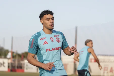 Santos Avança Com Empréstimo de Victor Hugo do Flamengo