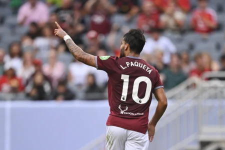 Trio da Premier League faz contato por Lucas Paquetá na reta final da transferência; West Ham estipula preço