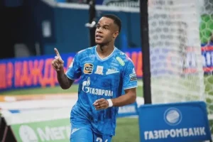Venda de 30% de Pedro pelo Corinthians ao Zenit envolveu dívida com empresários