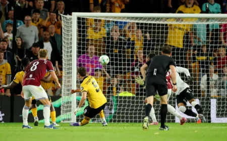 Wolverhampton Elimina West Ham na Copa da Liga Inglesa