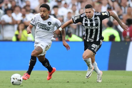 Apenas 13 campeões da Libertadores continuam no Botafogo após nove meses do título