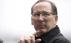 "John Textor confirma contratação de Bruno França pelo Botafogo até março de 2026"
