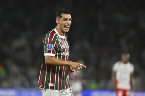 Veja quem entra para a Data Fifa em alta e em baixa no elenco do Fluminense