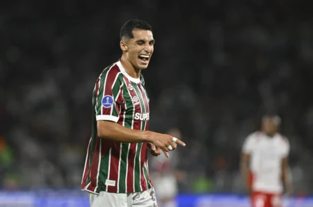 Veja quem entra para a Data Fifa em alta e em baixa no elenco do Fluminense