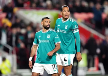 A Crise do Liverpool: Quatro Derrotas Consecutivas na Premier League