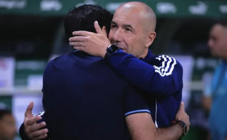 Abel Ferreira Lamenta Arbitragem em Palmeiras x Cruzeiro e Menciona Admiração por Leonardo Jardim