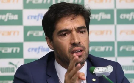 Abel Ferreira envia recado a Jardim após Palmeiras x Cruzeiro: "Isso que faço desde que cheguei"