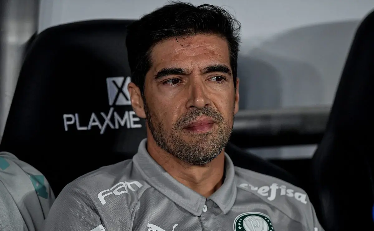 Abel Ferreira: saída do Palmeiras em 2025 só com proposta de gigantes europeus Abel Ferreira: saída do Palmeiras em 2025 só com proposta de gigantes europeus