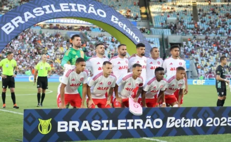 Alan Benítez elogia atuação do Internacional em derrota contra o Fluminense: “Grande partida”