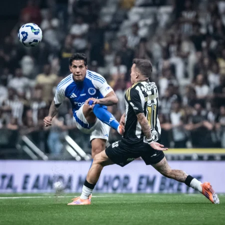 Análise: Contextos de campo e tabela oferecem perspectivas diferentes para avaliar o empate no clássico