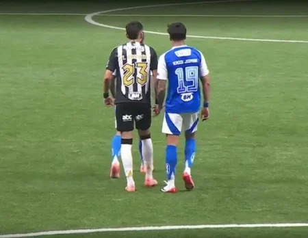 Atlético-MG vai ao STJD contra Kaio Jorge por apertar mão lesionada de Ivan Román: "Atitude covarde e desrespeitosa"