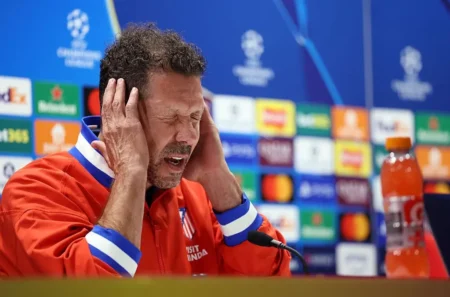 Atlético de Madrid expressa fúria por falha de água quente antes de confronto com Arsenal Atlético de Madrid expressa fúria por falha de água quente antes de confronto com Arsenal