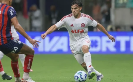 Baldasso Critica Bernabei Após Derrota do Inter e Chama Alan Benítez de "Amador"