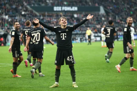 Bayern iguala recorde do Milan de 1992/93 com 13 vitórias consecutivas na temporada