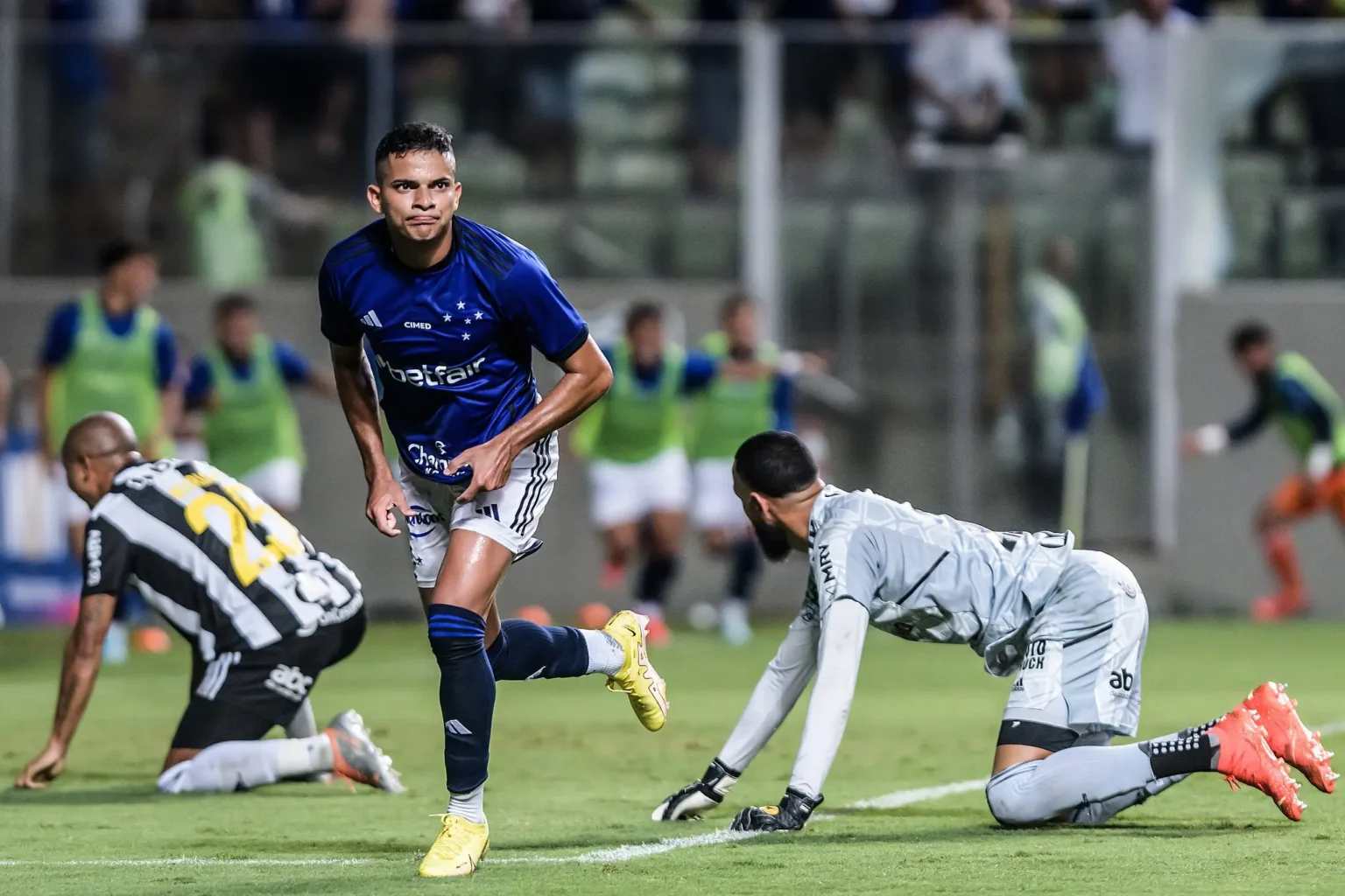 Bruno Rodrigues no Palmeiras: Reencontro com o Cruzeiro após projeção nacional em meio a sucessos e polêmicas