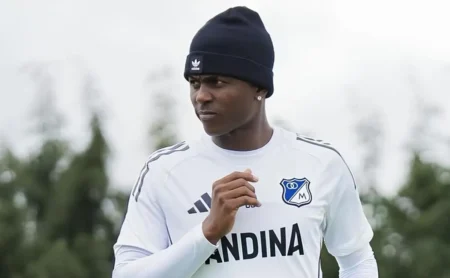 Capitão do Millonarios-COL critica "sumiço" de Néiser Villarreal após contratação pelo Cruzeiro