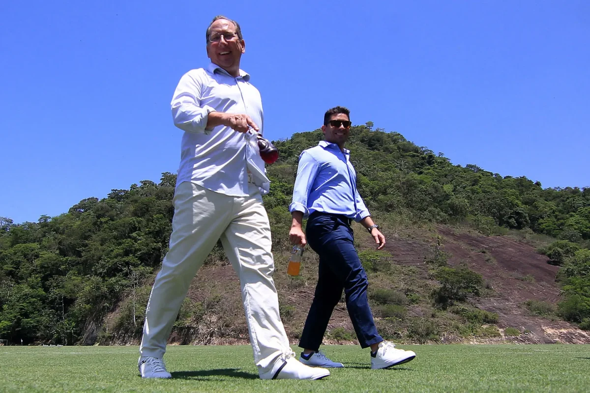 ### CEO afirma que Botafogo só conseguirá competir em 2026 se receber investimento