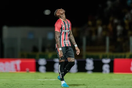 Clássico, vice-líder e poucos jogos em casa: o que aguarda o São Paulo na reta final do Brasileirão
