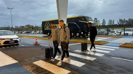 Com desfalques e reforços, Criciúma viaja para enfrentar a Ferroviária