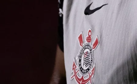 Corinthians é condenado a pagar pensão vitalícia a pedreiro por calote e insalubridade na sede do clube