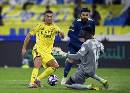 Cristiano Ronaldo Brilha em Vitória do Al-Nassr e Se Aproxima de Marco Histórico de 1000 Gols