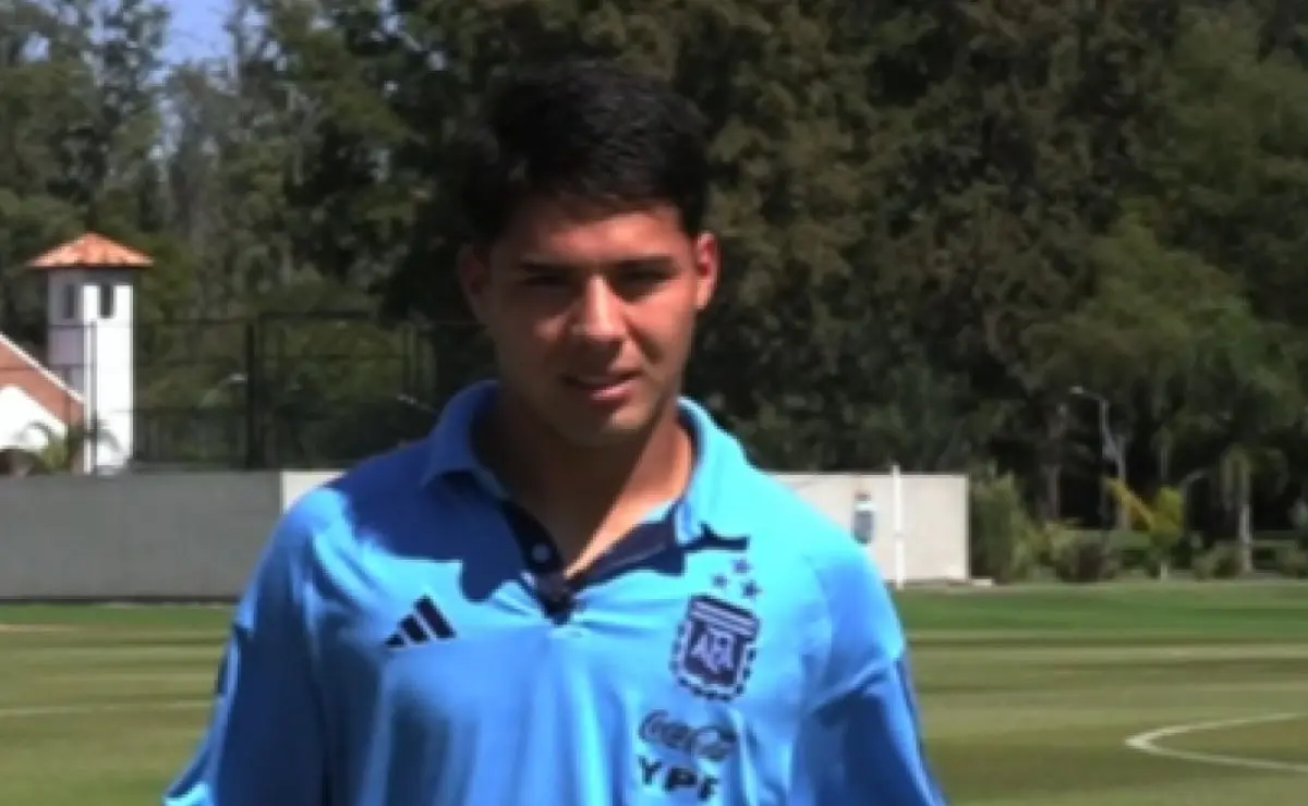 Cruzeiro monitora e demonstra interesse em joia argentina de 17 anos, Uriel Ojeda Cruzeiro monitora e demonstra interesse em joia argentina de 17 anos, Uriel Ojeda