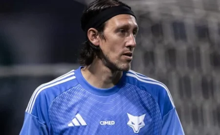 Cássio elogia Carlos Miguel após jogo Palmeiras x Cruzeiro: Melhor em campo Cássio elogia Carlos Miguel após jogo Palmeiras x Cruzeiro: "Melhor em campo"