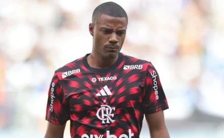 De La Cruz é relacionado para Flamengo x Racing após desfalcar contra o Palmeiras na Libertadores