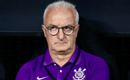 Demissão de Dorival Júnior no Corinthians está condicionada aos resultados de 2025 Demissão de Dorival Júnior no Corinthians está condicionada aos resultados de 2025
