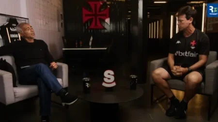 Diniz, encantado com Coutinho no Vasco, brinca com Romário: "Você faria 2 mil gols"