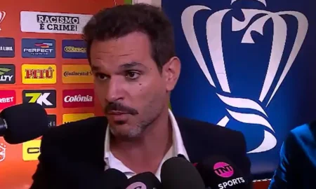 Diretor de futebol: Vasco prefere jogar semifinal em São Januário Diretor de futebol: Vasco prefere jogar semifinal em São Januário