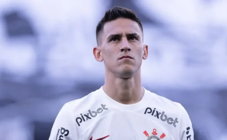 Dívida do Corinthians com Rojas exposta; Timão confiante em acordo Dívida do Corinthians com Rojas exposta; Timão confiante em acordo