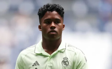 Endrick celebra classificação do Palmeiras na Libertadores e cita Vini Júnior: "Eu avisei"