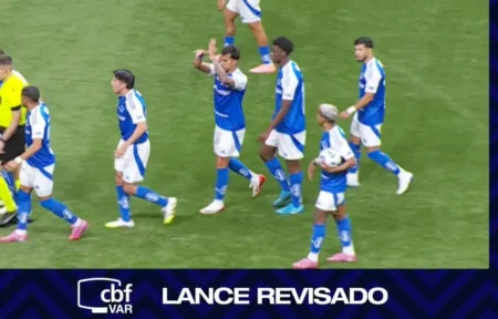 Expulso em Clássico, Kaio Jorge Se Desculpa por Seu Comportamento