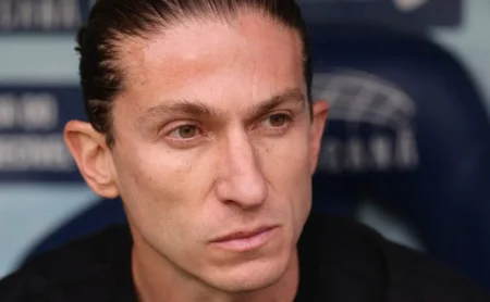 Filipe Luís não contará com Léo Ortiz e Cebolinha contra o Racing pela semifinal da Libertadores