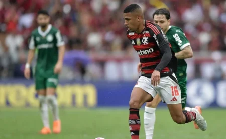 "Flamengo exige pagamento à vista ou garantias para liberar Allan em 2026"