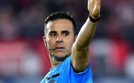 Flamengo preza pela cautela com pressão na arbitragem e confia em Piero Maza pela Conmebol