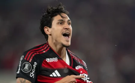 Flamengo Só Negociaria Pedro por Mais de R$ 125 Milhões ao Fenerbahçe; Oferta Atual Inexistente