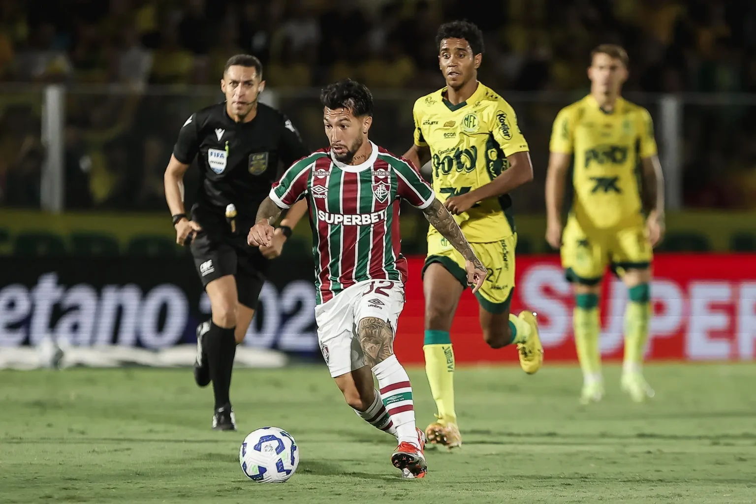 Fluminense terá Lucho Acosta como arma ofensiva para o clássico contra o Vasco