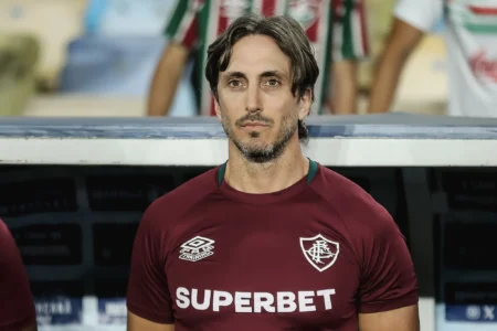 Fluminense: Meio-campo modificado contra o Ceará em meio a suspensos e dúvidas; Nonato pode retornar Fluminense: Meio-campo modificado contra o Ceará em meio a suspensos e dúvidas; Nonato pode retornar