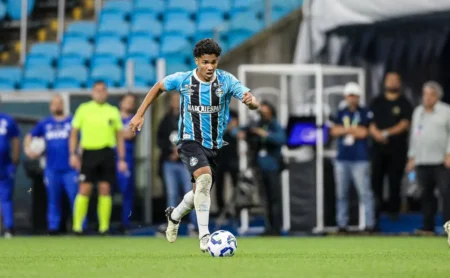 João Borne é o melhor da geração: Grêmio goleia Atlético-MG no Brasileirão Sub-17