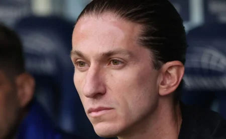 Jornais Argentinos Destacam Derrota do Flamengo e Projetam Racing Motivado na Libertadores Jornais Argentinos Destacam Derrota do Flamengo e Projetam "Racing Motivado" na Libertadores