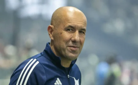 Leonardo Jardim avalia Palmeiras x Cruzeiro pelo Brasileirão e assegura: "Estaremos muito melhores"